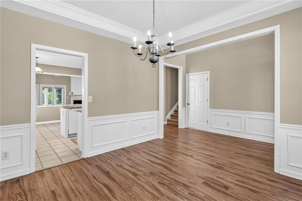 3 bedroom, 3 bathroom, 2,279 sq ft single family residence under contract at 127 Churchcliff Drive, Woodstock, GA 30188 — photo 6
