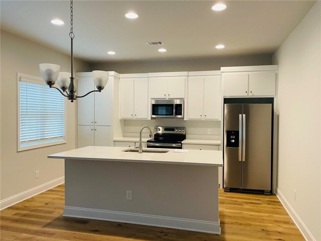 4 bedroom, 3 bathroom, 2,059 sq ft single family residence for rent at 20 Strawberry Court, Winder, GA 30680 for $1,990 a month — photo 3