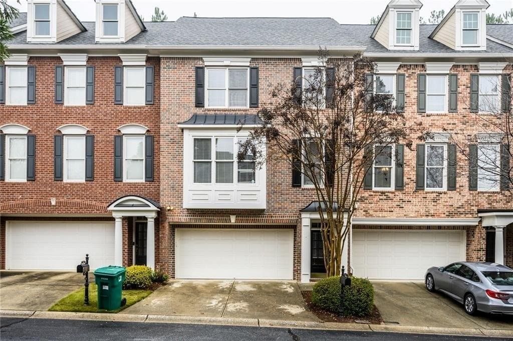 4 bedroom, 3 bathroom, 2,724 sq ft townhouse for rent at 600 Vinings Estates Drive B11, Mableton, GA 30126 for $3,200 a month — photo 2