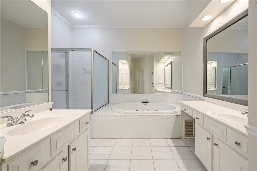 4 bedroom, 3 bathroom, 2,724 sq ft townhouse for rent at 600 Vinings Estates Drive B11, Mableton, GA 30126 for $3,200 a month — photo 9