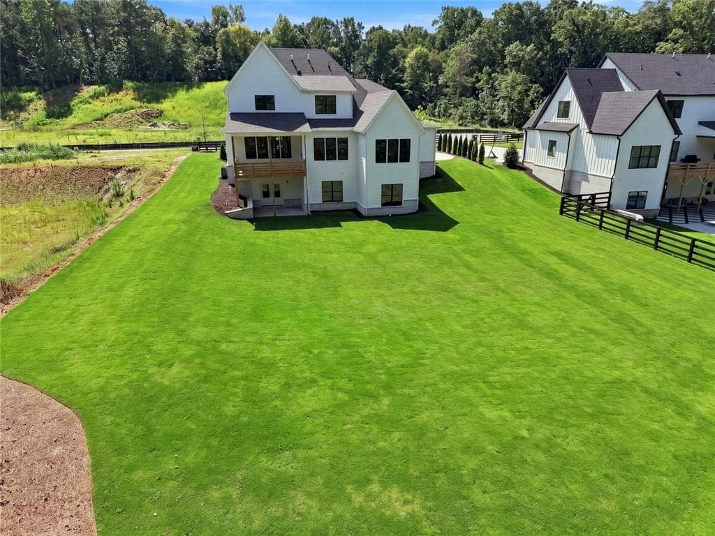 5 bedroom, 4 bathroom, 3,433 sq ft single family residence for sale at 144 Daxton Drive, Canton, GA 30115 — photo 4