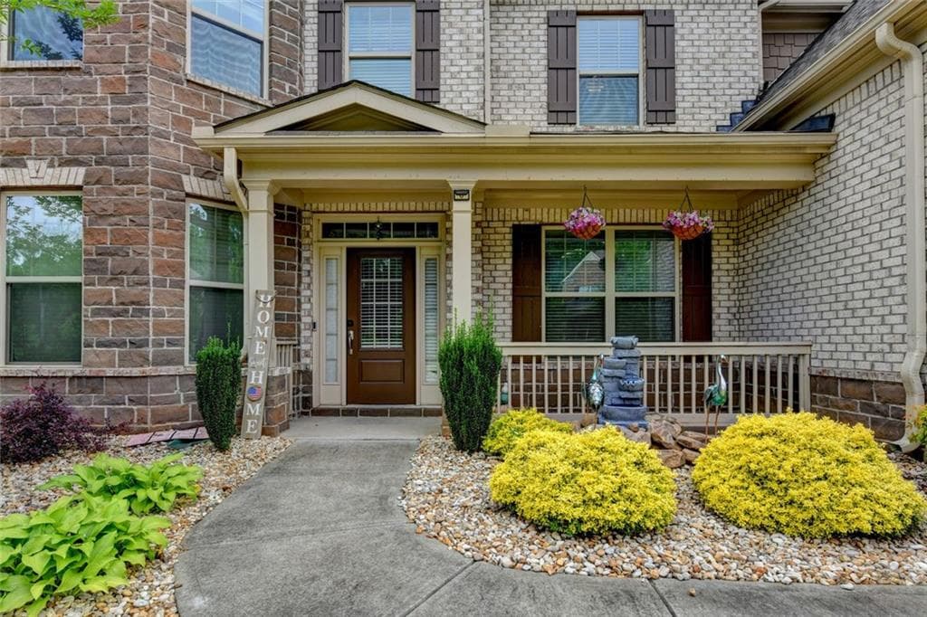 5 bedroom, 4 bathroom, 3,657 sq ft single family residence for rent at 6035 Ashborough Park, Cumming, GA 30040 for $3,750 a month — photo 2