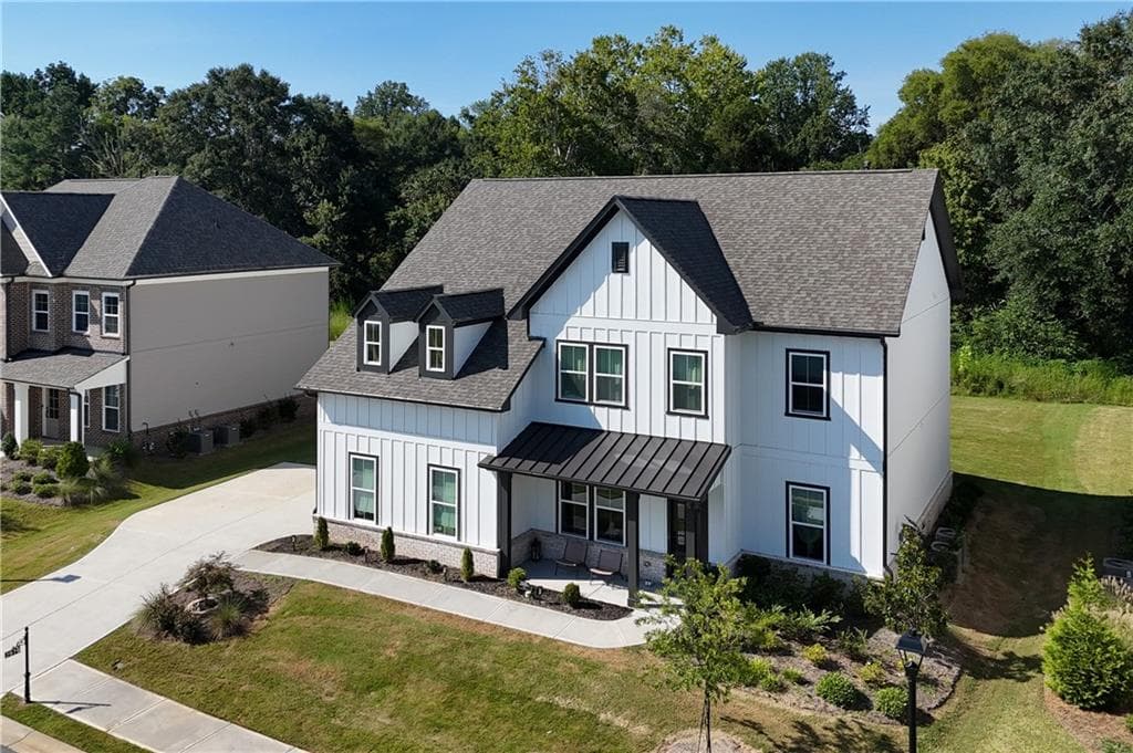 5 bedroom, 4 bathroom, 3,856 sq ft single family residence under contract at 2979 Longbush Lane, Duluth, GA 30097 — photo 3