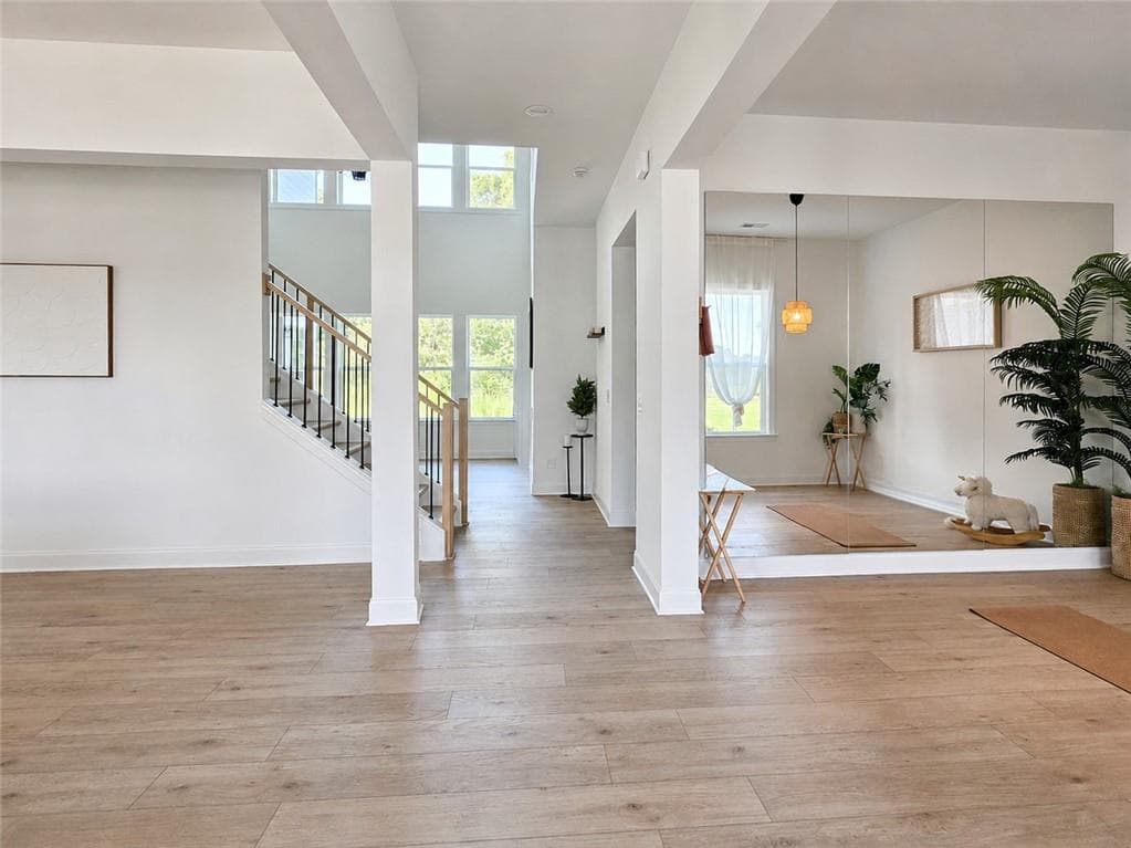 5 bedroom, 4 bathroom, 3,856 sq ft single family residence under contract at 2979 Longbush Lane, Duluth, GA 30097 — photo 4