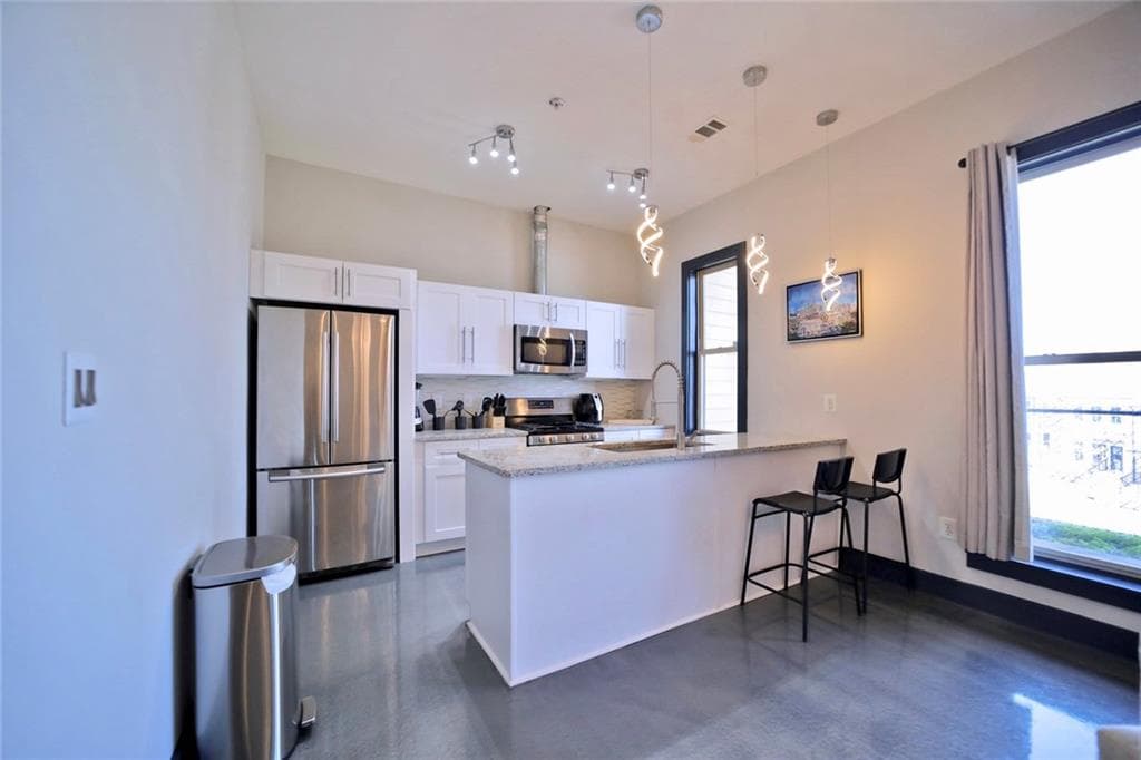 1 bedroom, 2 bathroom, 1,149 sq ft condominium for sale at 1195 Milton Terrace 1109, Atlanta, GA 30315 — photo 6