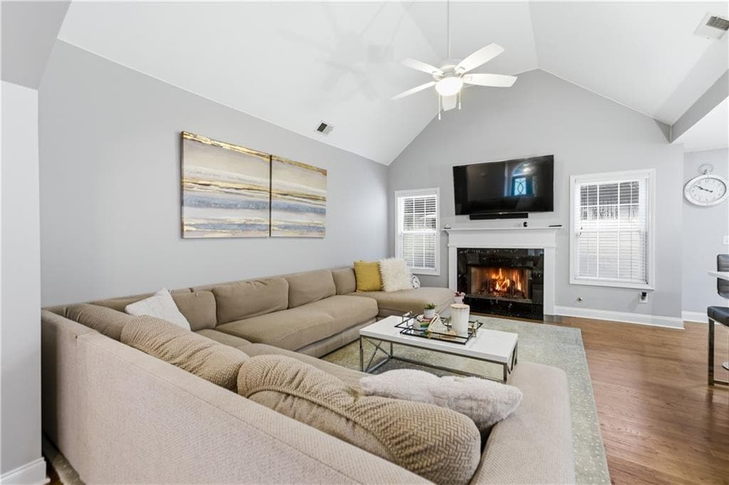 4 bedroom, 3 bathroom, 2,657 sq ft single family residence for sale at 1041 Soaring Drive, Marietta, GA 30062 — photo 8