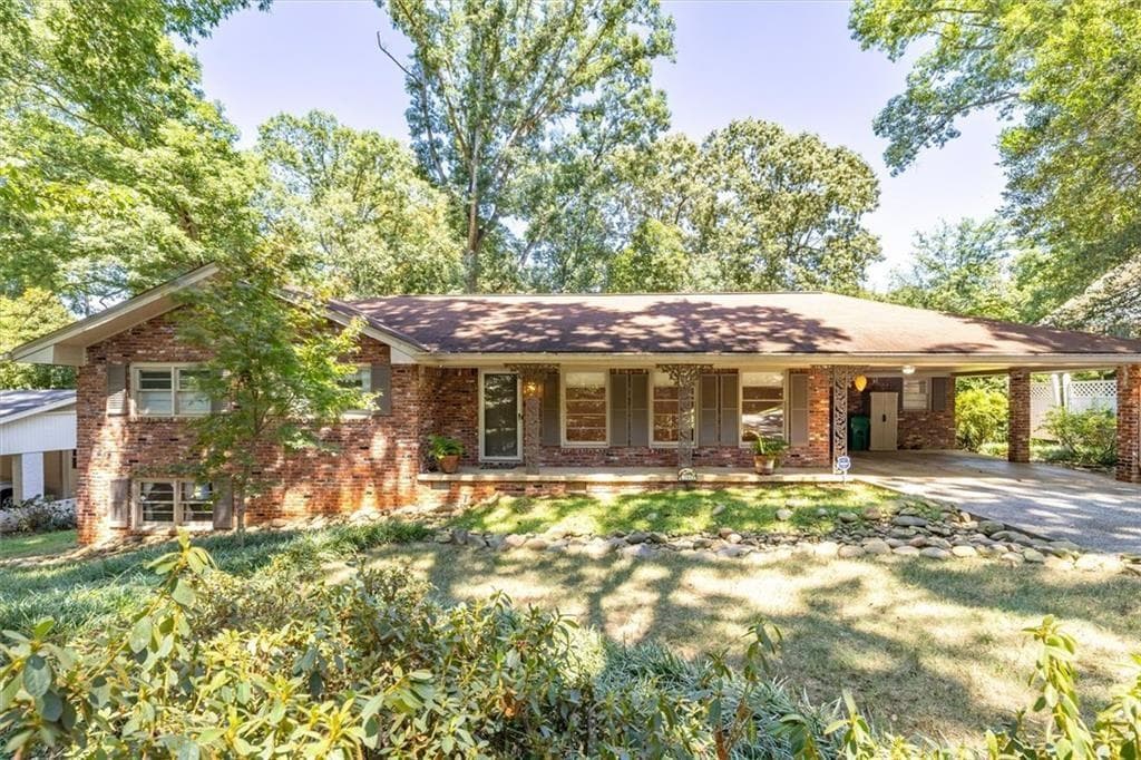 2315 Lavista Woods Drive Drive