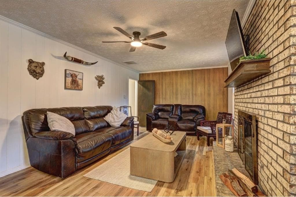 3 bedroom, 6 bathroom, 1,838 sq ft single family residence for rent at 457 Castleaire Drive, Stone Mountain, GA 30087 for $2,900 a month — photo 7