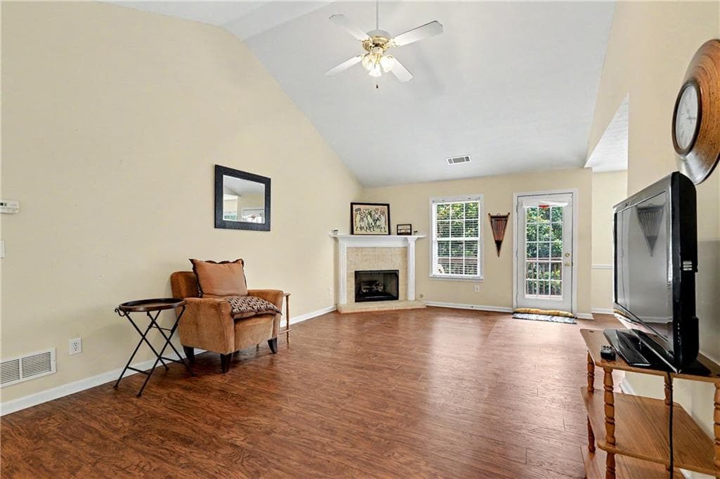 5 bedroom, 3 bathroom, 3,097 sq ft single family residence for sale at 4353 Flat Stone Lane, Snellville, GA 30039 — photo 4