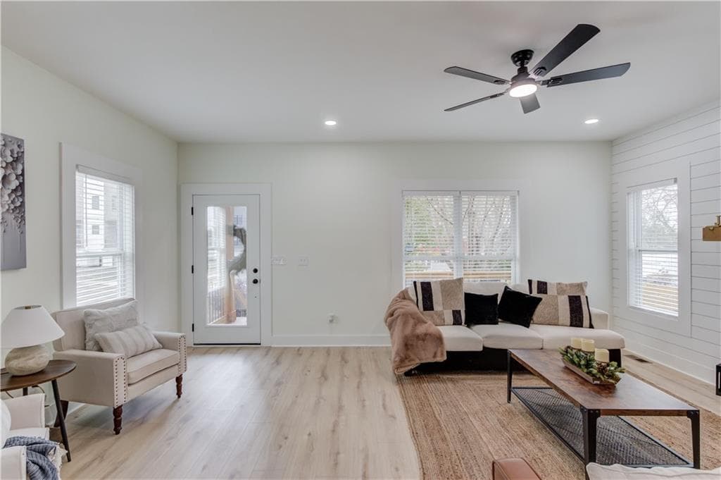 3 bedroom, 3 bathroom, 1,490 sq ft single family residence for sale at 1902 Memorial Drive, Atlanta, GA 30317 — photo 5