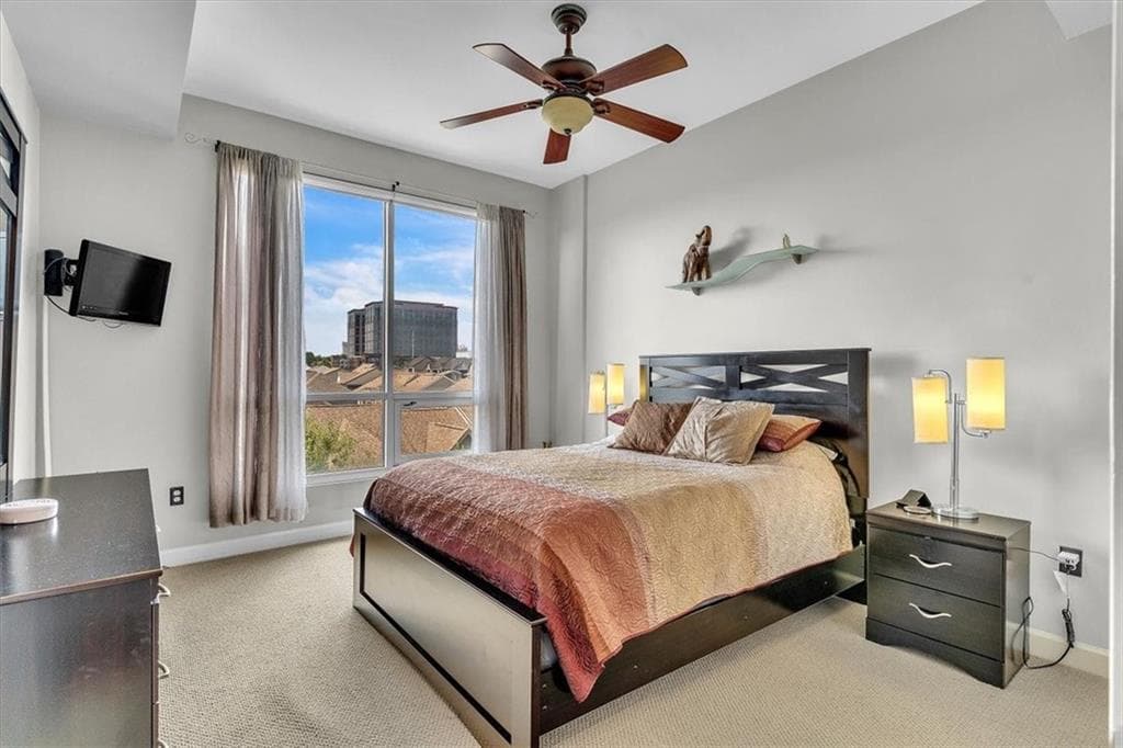 1 bedroom, 2 bathroom, 855 sq ft condominium under contract at 711 Cosmopolitan Drive 403, Atlanta, GA 30324 — photo 2
