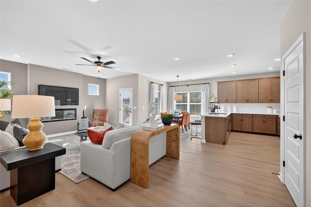 3 bedroom, 3 bathroom, 1,909 sq ft single family residence for sale at 103 Meadowlark Lane, Cartersville, GA 30120 — photo 4