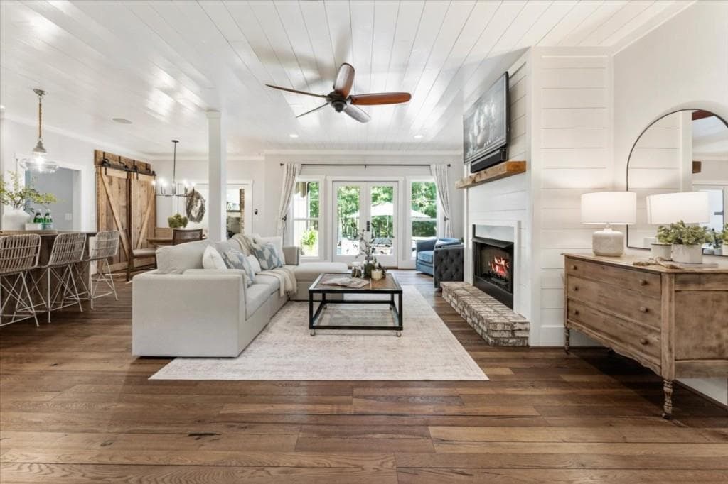 4 bedroom, 3 bathroom, 3,153 sq ft single family residence for sale at 889 Freehome Road, Canton, GA 30115 — photo 2