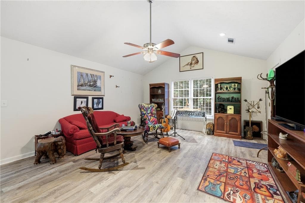 3 bedroom, 2 bathroom, 1,440 sq ft single family residence for sale at 61 Majestic Oak Drive, Dahlonega, GA 30533 — photo 8