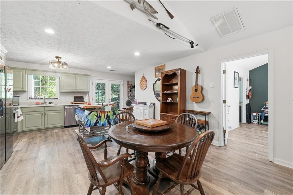 3 bedroom, 2 bathroom, 1,440 sq ft single family residence for sale at 61 Majestic Oak Drive, Dahlonega, GA 30533 — photo 9