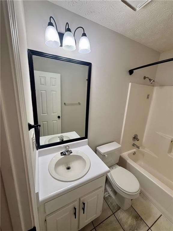 3 bedroom, 2 bathroom, 1,407 sq ft single family residence under contract at 205 Willow Shoals Drive, Covington, GA 30016 — photo 10