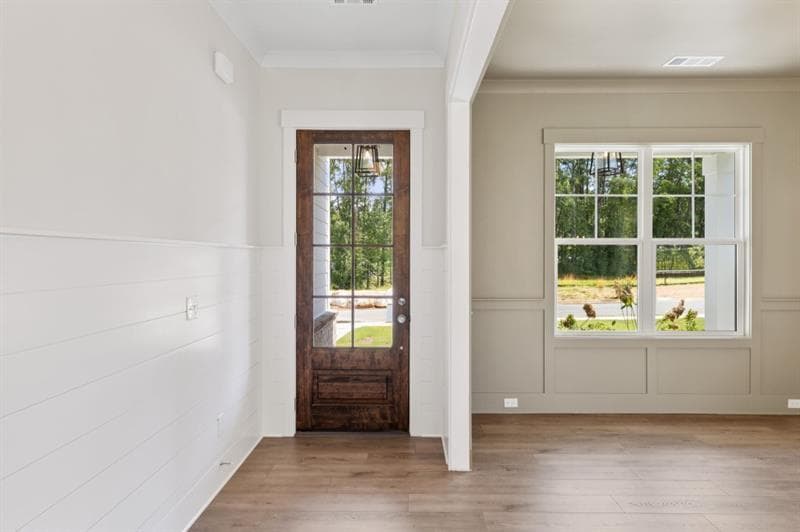 4 bedroom, 3 bathroom, 3,103 sq ft single family residence for sale at 3375 Hillshire Drive, Cumming, GA 30028 — photo 3