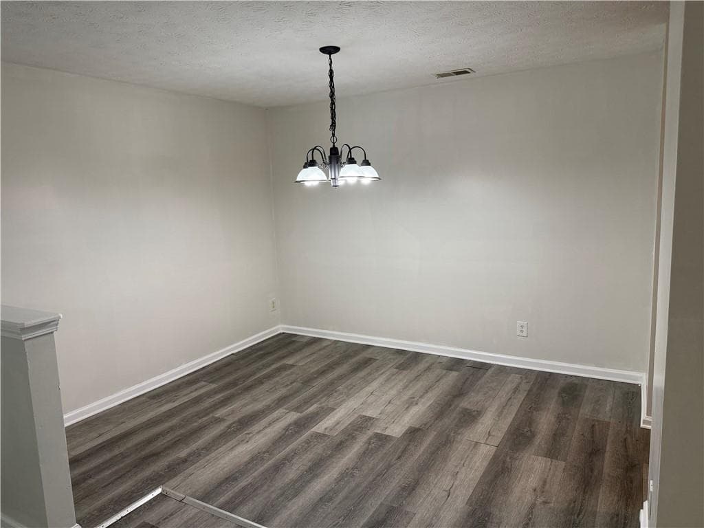3 bedroom, 2 bathroom, 1,292 sq ft condominium for sale at 1303 Waldrop Place, Decatur, GA 30034 — photo 6