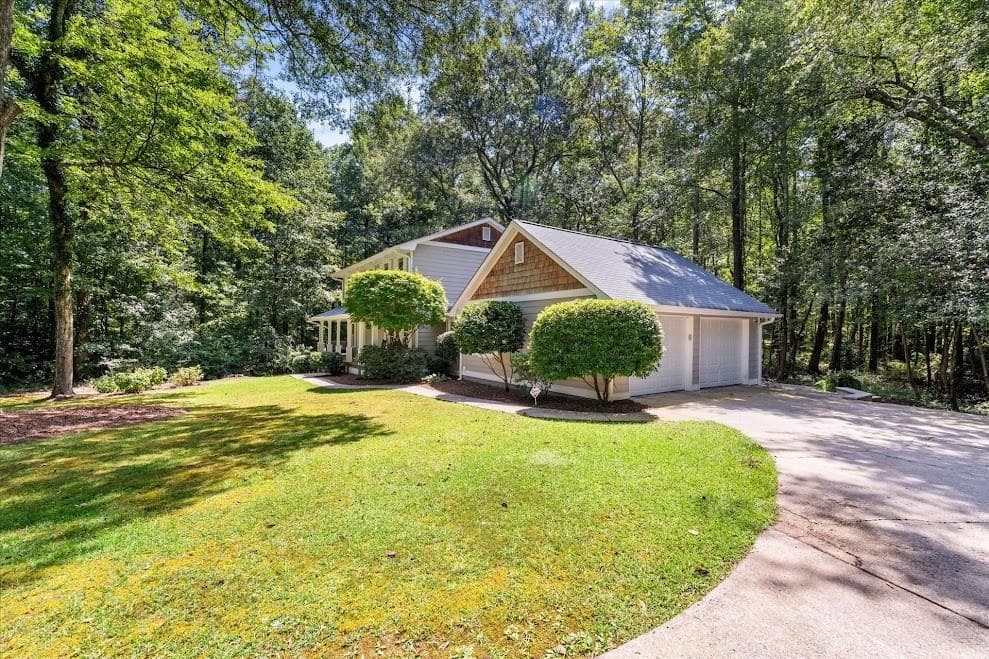 4 bedroom, 3 bathroom, 2,282 sq ft single family residence under contract at 103 Cathy Circle, Carrollton, GA 30117 — photo 6