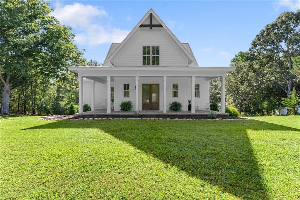 4 bedroom, 6 bathroom, 2,476 sq ft single family residence for sale at 3567 Duckett Mill Road, Gainesville, GA 30506 — photo 3