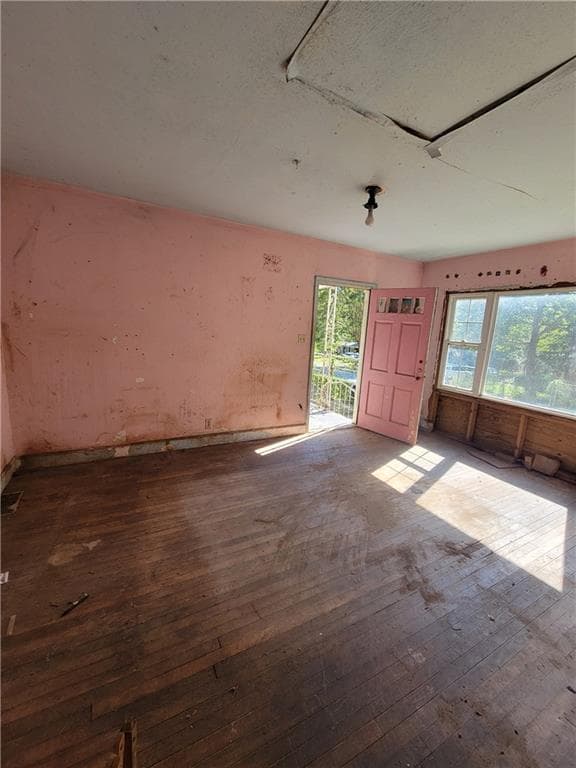 2 bedroom, 1 bathroom, 1,107 sq ft single family residence for sale at 952 Walker Avenue, Atlanta, GA 30316 — photo 3