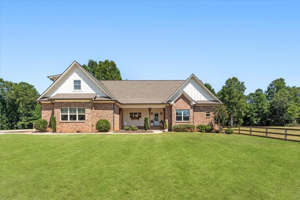 5 bedroom, 5 bathroom, 5,115 sq ft single family residence under contract at 915 Pool Road, Hiram, GA 30141