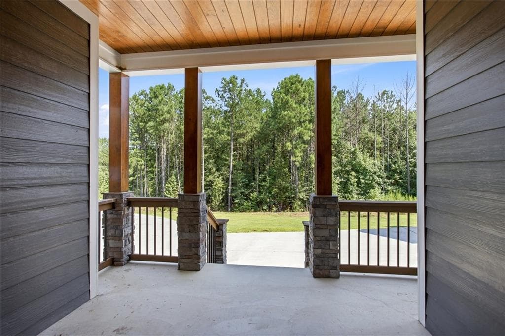 4 bedroom, 4 bathroom, 2,491 sq ft single family residence under contract at 368 Pine Road, Rockmart, GA 30153 — photo 5