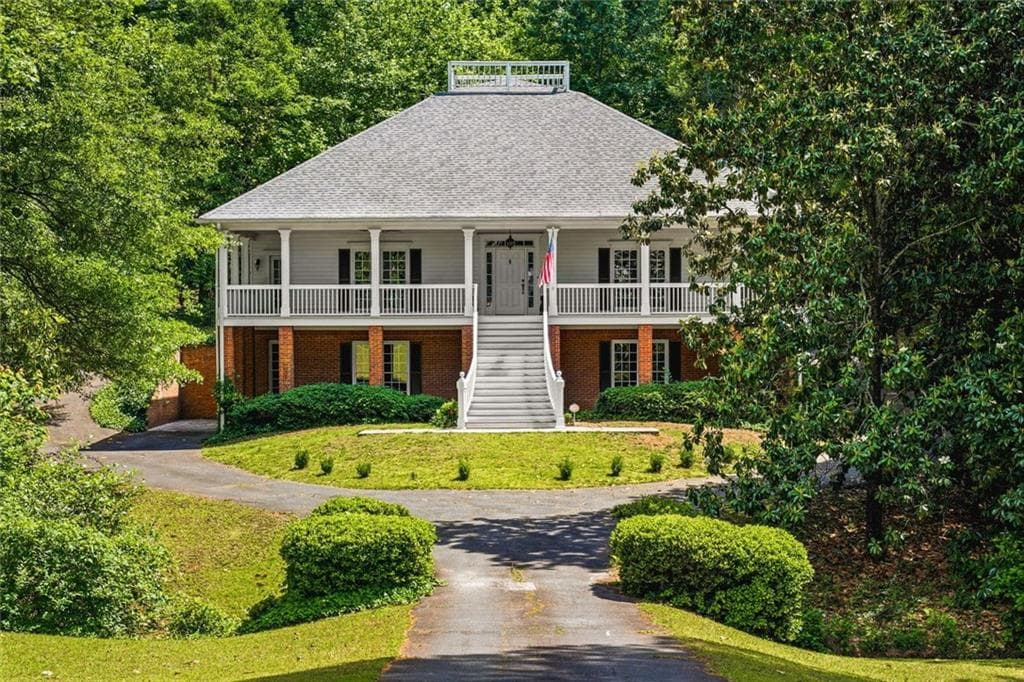 4 bedroom, 4 bathroom, 3,557 sq ft single family residence for sale at 479 S Hillcrest Drive, Marietta, GA 30064 — photo 3