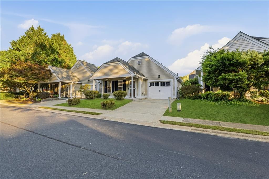 3 bedroom, 2 bathroom, 1,439 sq ft single family residence for sale at 5062 Kathryn Glen Drive, Acworth, GA 30101 — photo 2