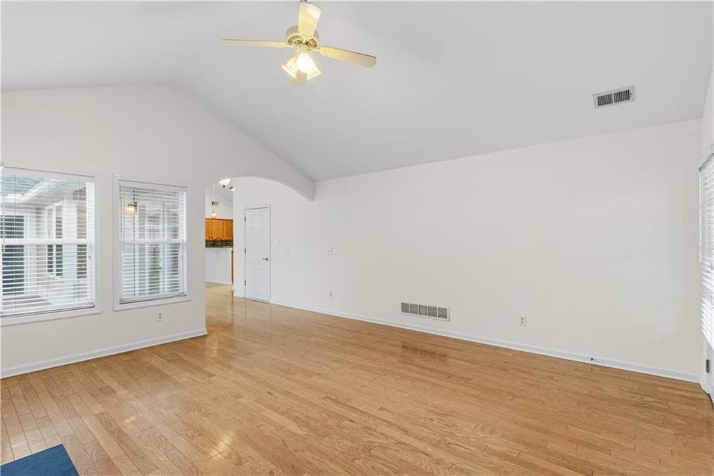 3 bedroom, 2 bathroom, 1,439 sq ft single family residence for sale at 5062 Kathryn Glen Drive, Acworth, GA 30101 — photo 8