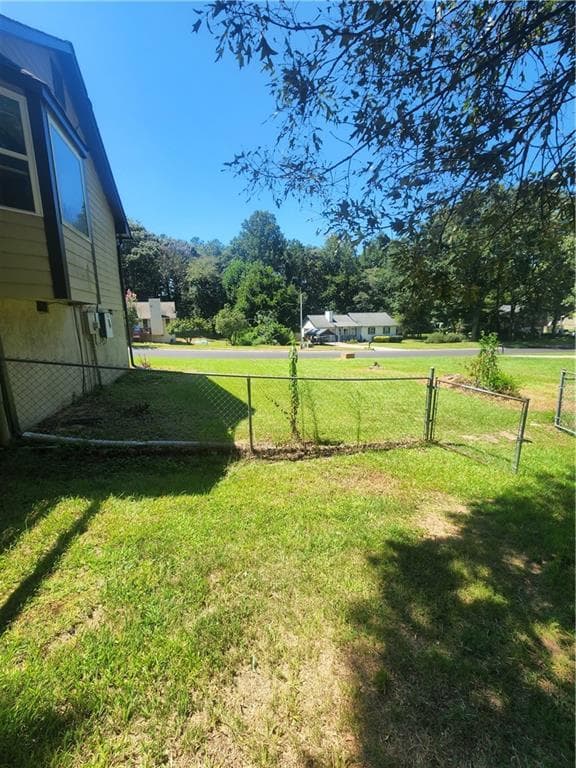 3 bedroom, 2 bathroom, 1,356 sq ft single family residence for sale at 1485 Moriah Trace, Auburn, GA 30011 — photo 6