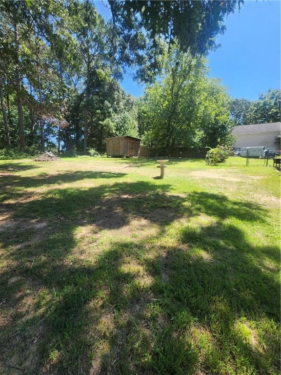 3 bedroom, 2 bathroom, 1,356 sq ft single family residence for sale at 1485 Moriah Trace, Auburn, GA 30011 — photo 7