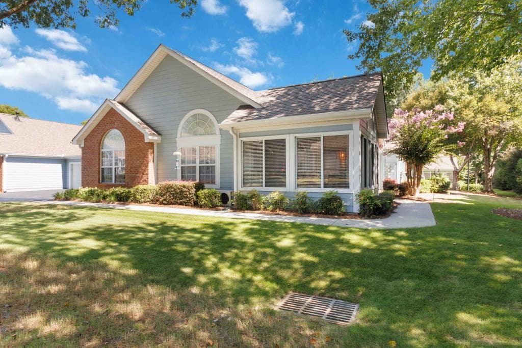 3 bedroom, 2 bathroom, 2,147 sq ft condominium for sale at 34108 Harvest Ridge Lane, Johns Creek, GA 30022 — photo 1 of 36