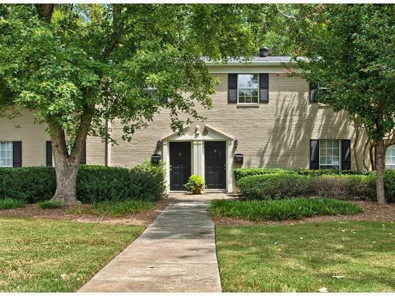 3 bedroom, 3 bathroom, 1,452 sq ft townhouse for sale at 3665 Essex Avenue, Atlanta, GA 30339 — photo 1 of 29