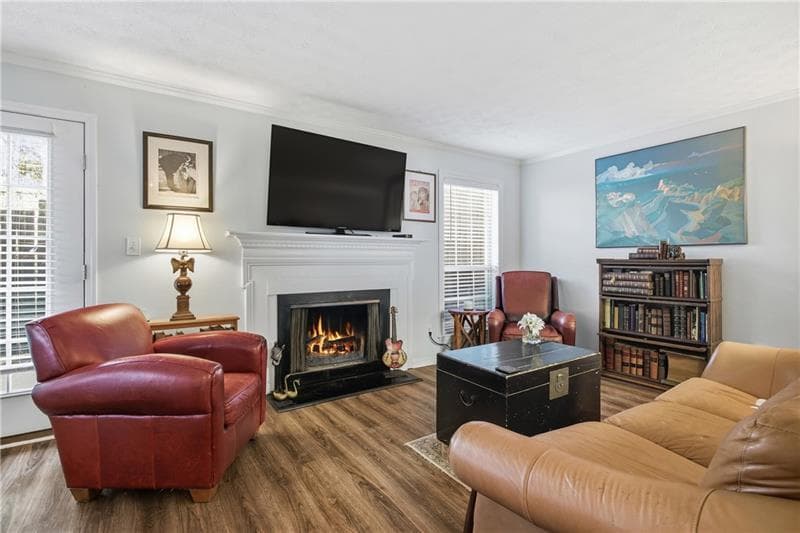 3 bedroom, 3 bathroom, 1,452 sq ft townhouse for sale at 3665 Essex Avenue, Atlanta, GA 30339 — photo 6
