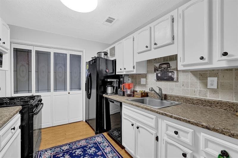 2 bedroom, 2 bathroom, 1,102 sq ft condominium for sale at 1004 Vicksburg Place, Atlanta, GA 30350 — photo 2