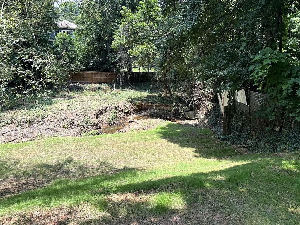 3 bedroom, 1 bathroom, 1,054 sq ft single family residence for sale at 1238 Church Street, Decatur, GA 30030 — photo 4