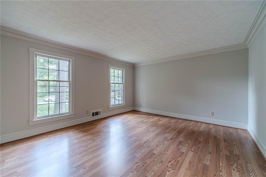 5 bedroom, 3 bathroom, 3,065 sq ft single family residence for sale at 2672 Bouldercrest Court, Snellville, GA 30078 — photo 6