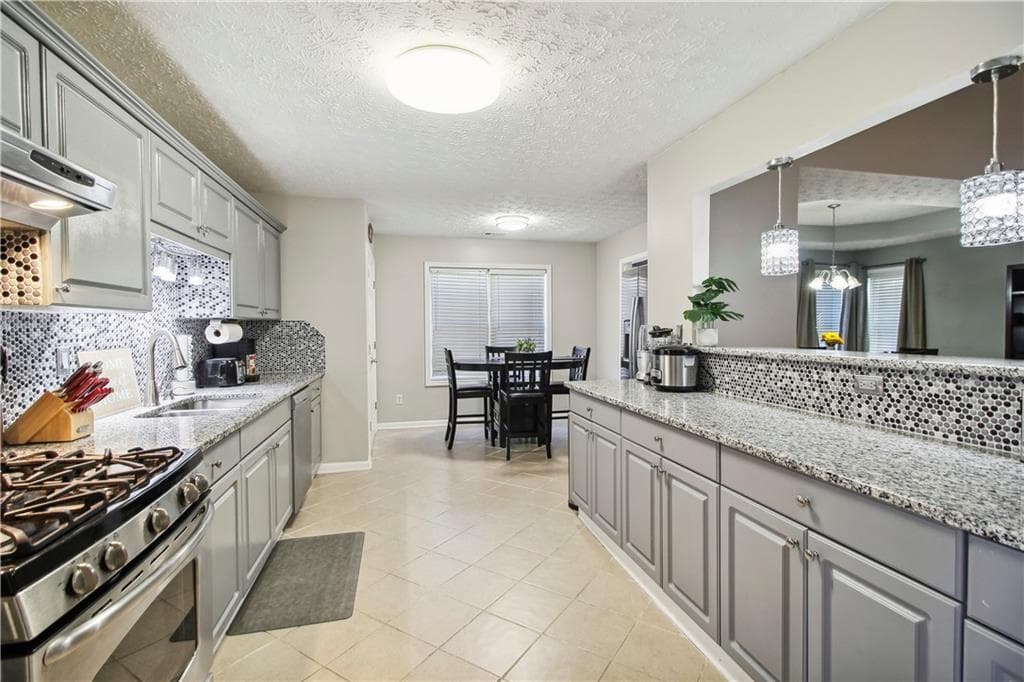 3 bedroom, 2 bathroom, 1,736 sq ft single family residence for sale at 445 Sanford Creek Lane, Lawrenceville, GA 30045 — photo 5
