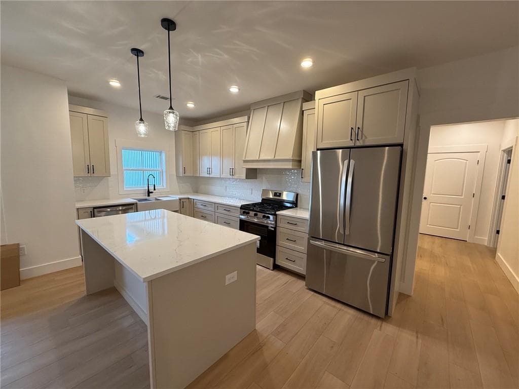 3 bedroom, 2 bathroom, 1,905 sq ft single family residence for sale at 189 Oakland Drive, Calhoun, GA 30701 — photo 4