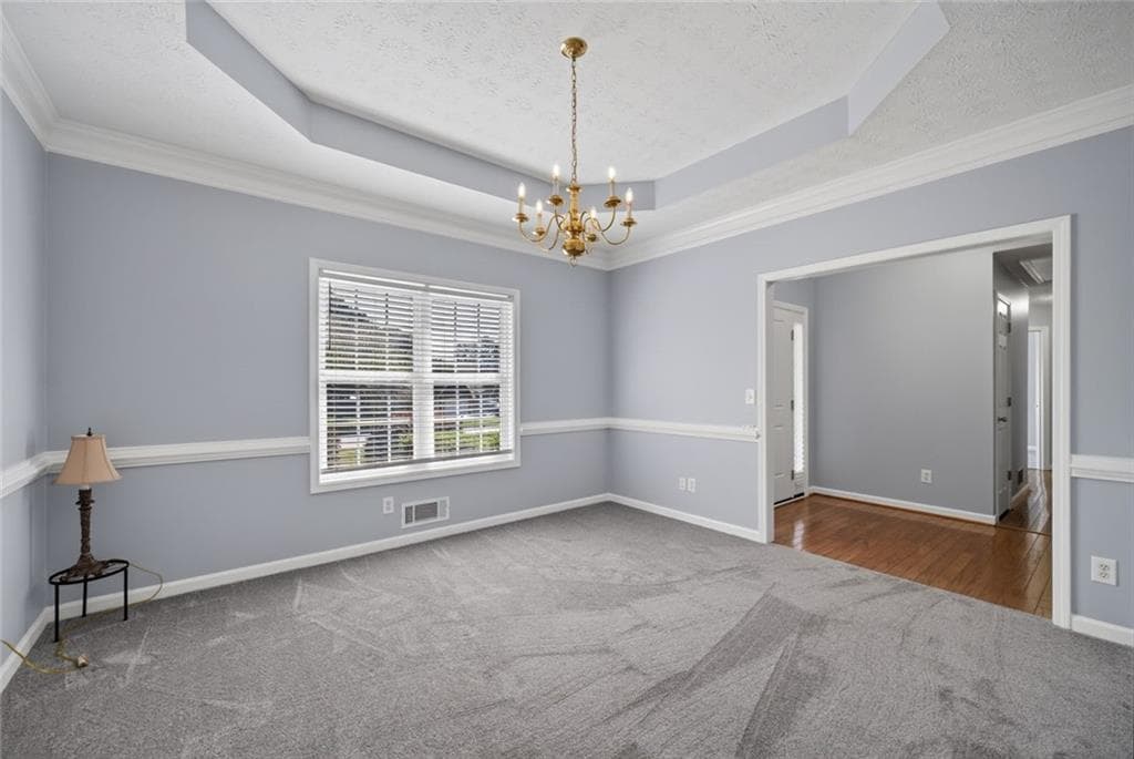 5 bedroom, 3 bathroom, 4,328 sq ft single family residence under contract at 1260 Fountain Cove Lane, Lawrenceville, GA 30043 — photo 5