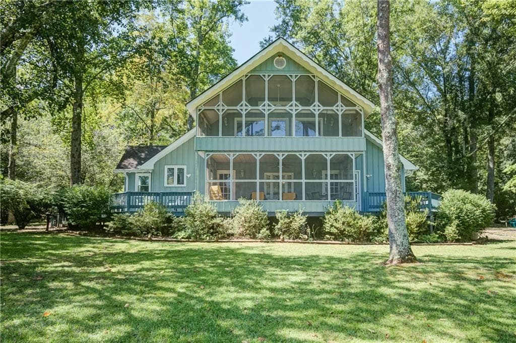 3 bedroom, 4 bathroom, 2,244 sq ft single family residence for sale at 215 Wessmanor Drive, Bowdon, GA 30108