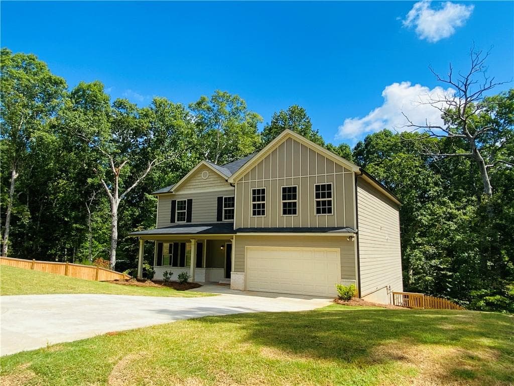 4 bedroom, 3 bathroom, 3,294 sq ft single family residence for rent at 3610 Leach Road, Gainesville, GA 30506 for $2,450 a month — photo 3
