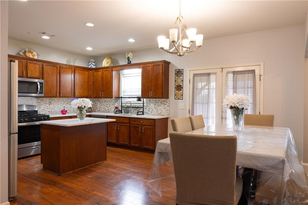 5 bedroom, 4 bathroom, 2,908 sq ft single family residence for sale at 531 Rock Elm Drive, Auburn, GA 30011 — photo 9