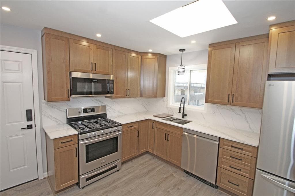 2 bedroom, 2 bathroom, 1,152 sq ft condominium for sale at 346 Carpenter Drive 32, Sandy Springs, GA 30328 — photo 8