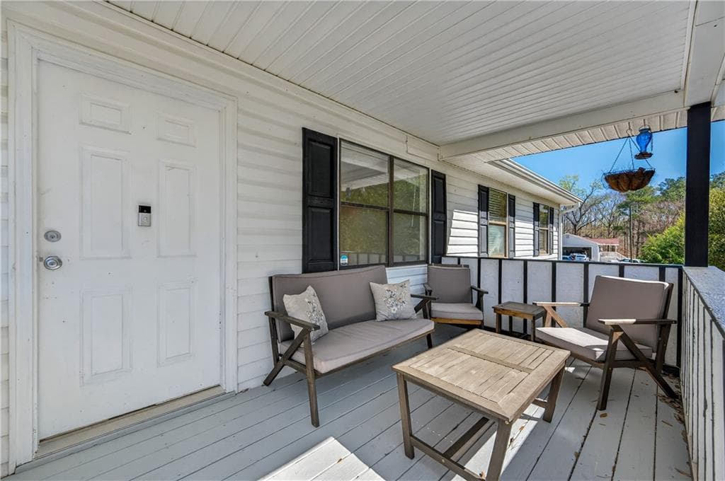 4 bedroom, 2 bathroom, 3,078 sq ft single family residence for sale at 5 Hearthstone Drive, Stockbridge, GA 30281 — photo 4