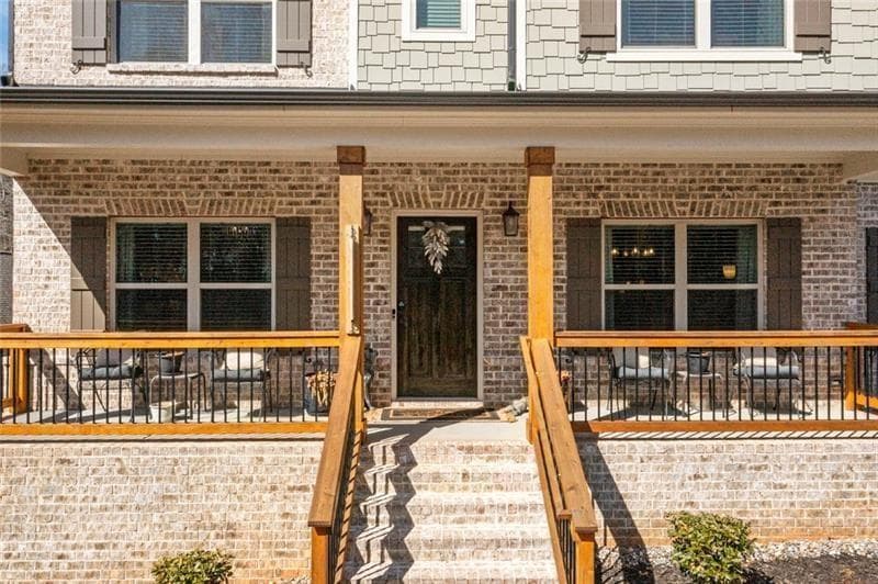 5 bedroom, 4 bathroom, 3,515 sq ft single family residence for sale at 2113 Hope Lane, Monroe, GA 30656 — photo 3