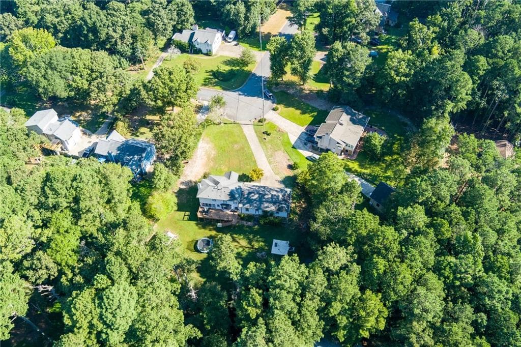 4 bedroom, 4 bathroom, 2,324 sq ft single family residence under contract at 324 Bethel Drive, Woodstock, GA 30189 — photo 6