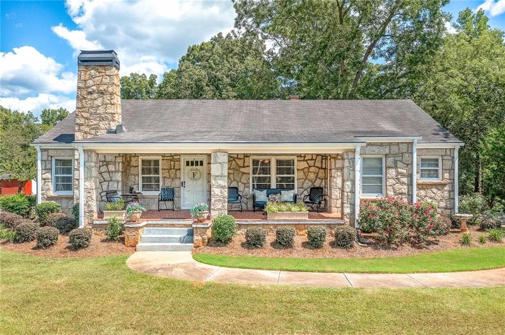 3 bedroom, 2 bathroom, 2,092 sq ft single family residence for sale at 3112 Highway 155, Mcdonough, GA 30252