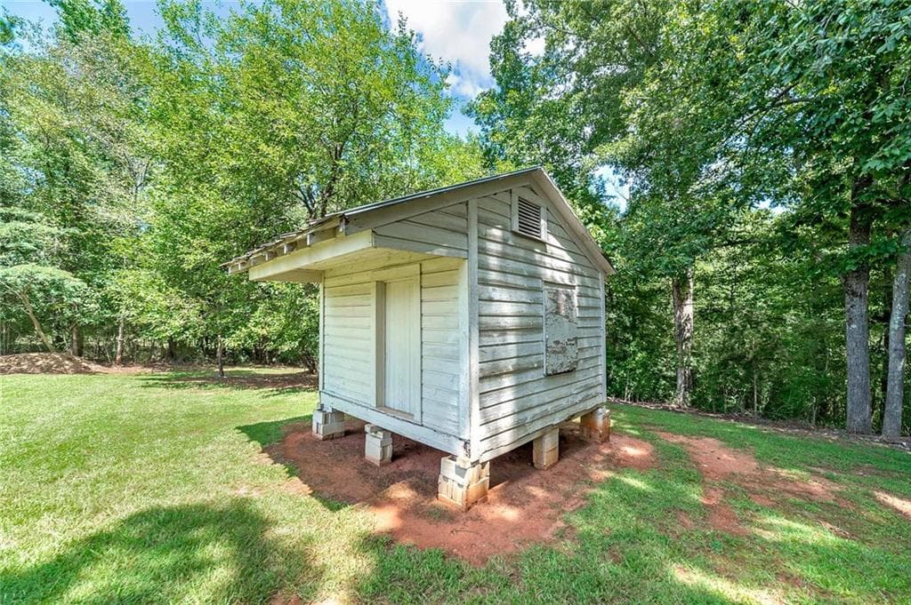3 bedroom, 2 bathroom, 2,092 sq ft single family residence for sale at 3112 Highway 155, Mcdonough, GA 30252 — photo 10